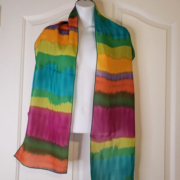 NIP Colorful Scarf, Scarf Clip, and Earring Set - Picture 2 of 4